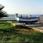 Sea 10 Min Walk The Of The Sea Near Tropea And Pizzo Appartement