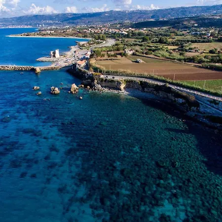 Sea 10 Min Walk The Of The Sea Near Tropea And Pizzo Apartment *
