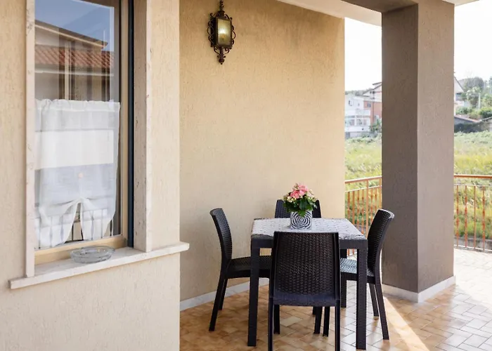 Sea 10 Min Walk The Of The Sea Near Tropea And Pizzo *